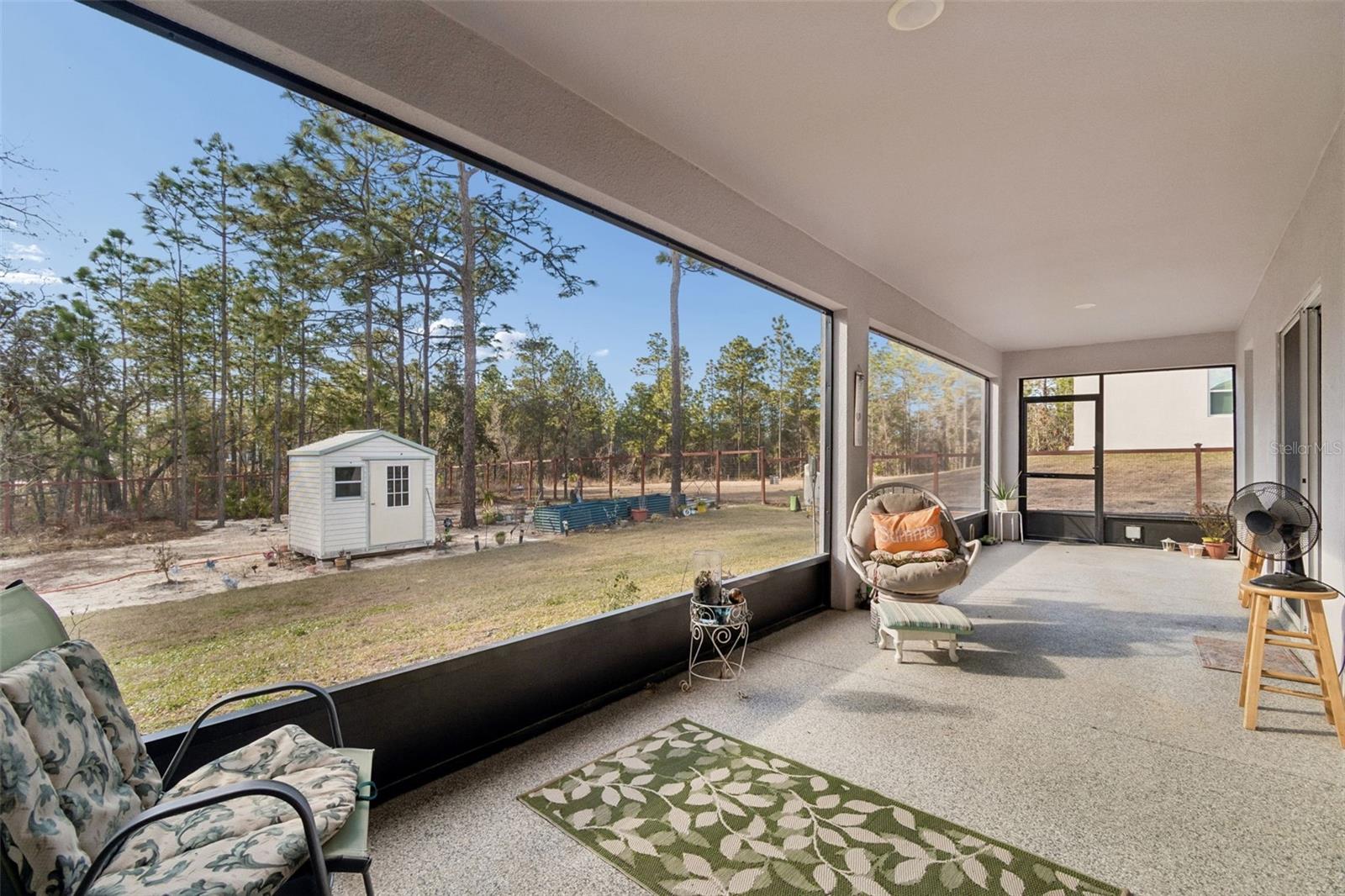 Image 11 of 42 For 16301 Greenback Rd