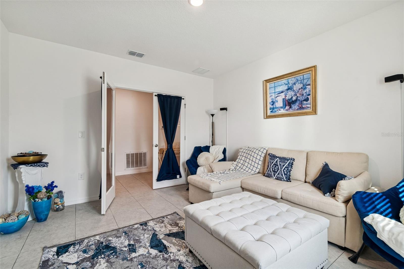 Image 18 of 42 For 16301 Greenback Rd