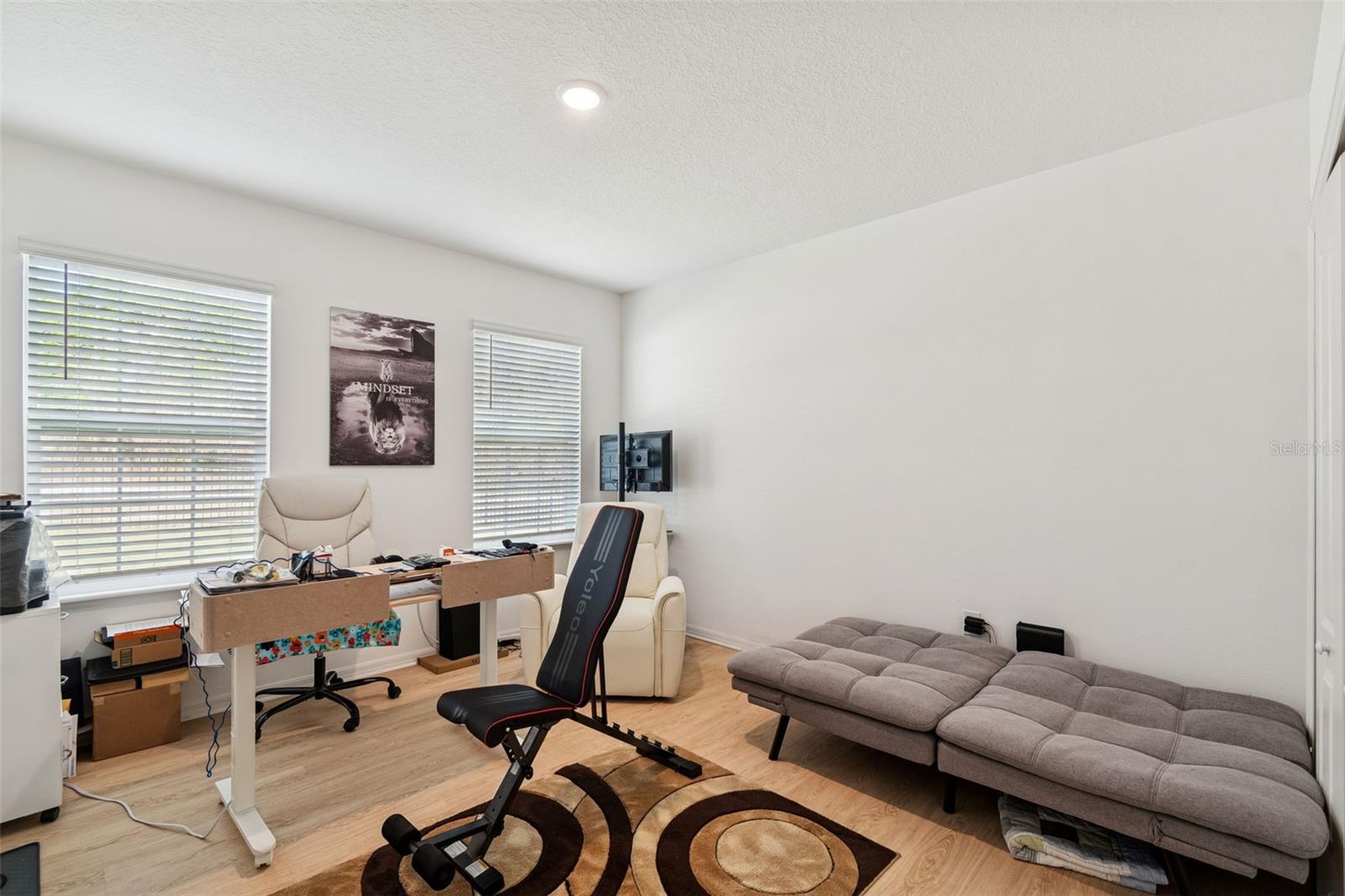 Image 20 of 42 For 16301 Greenback Rd