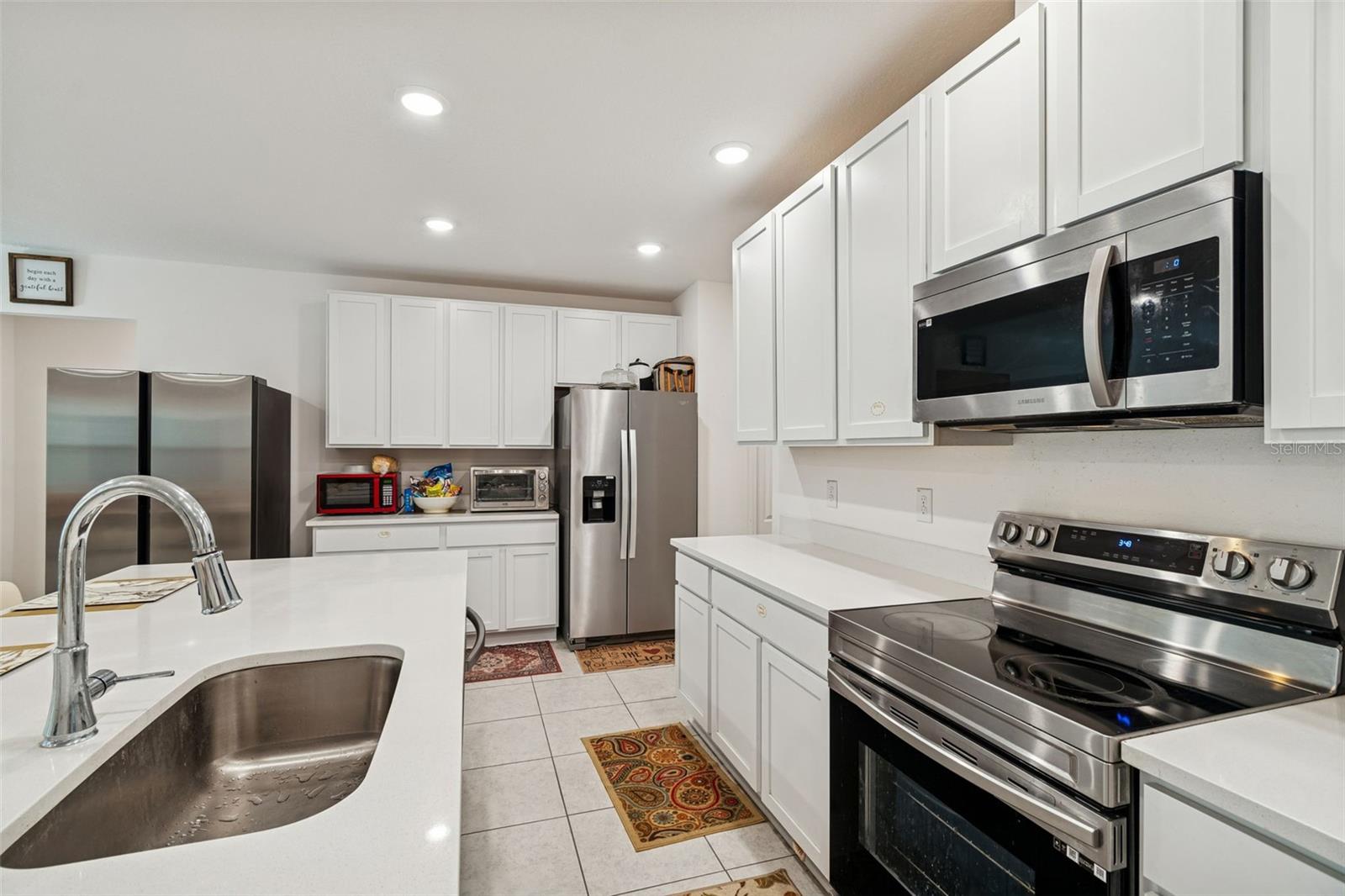 Image 26 of 42 For 16301 Greenback Rd