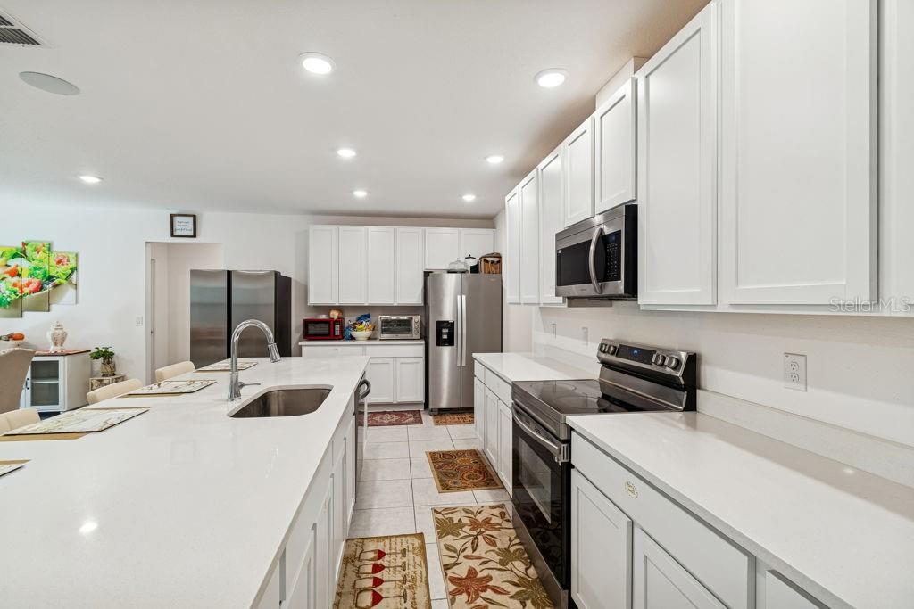 Image 29 of 42 For 16301 Greenback Rd