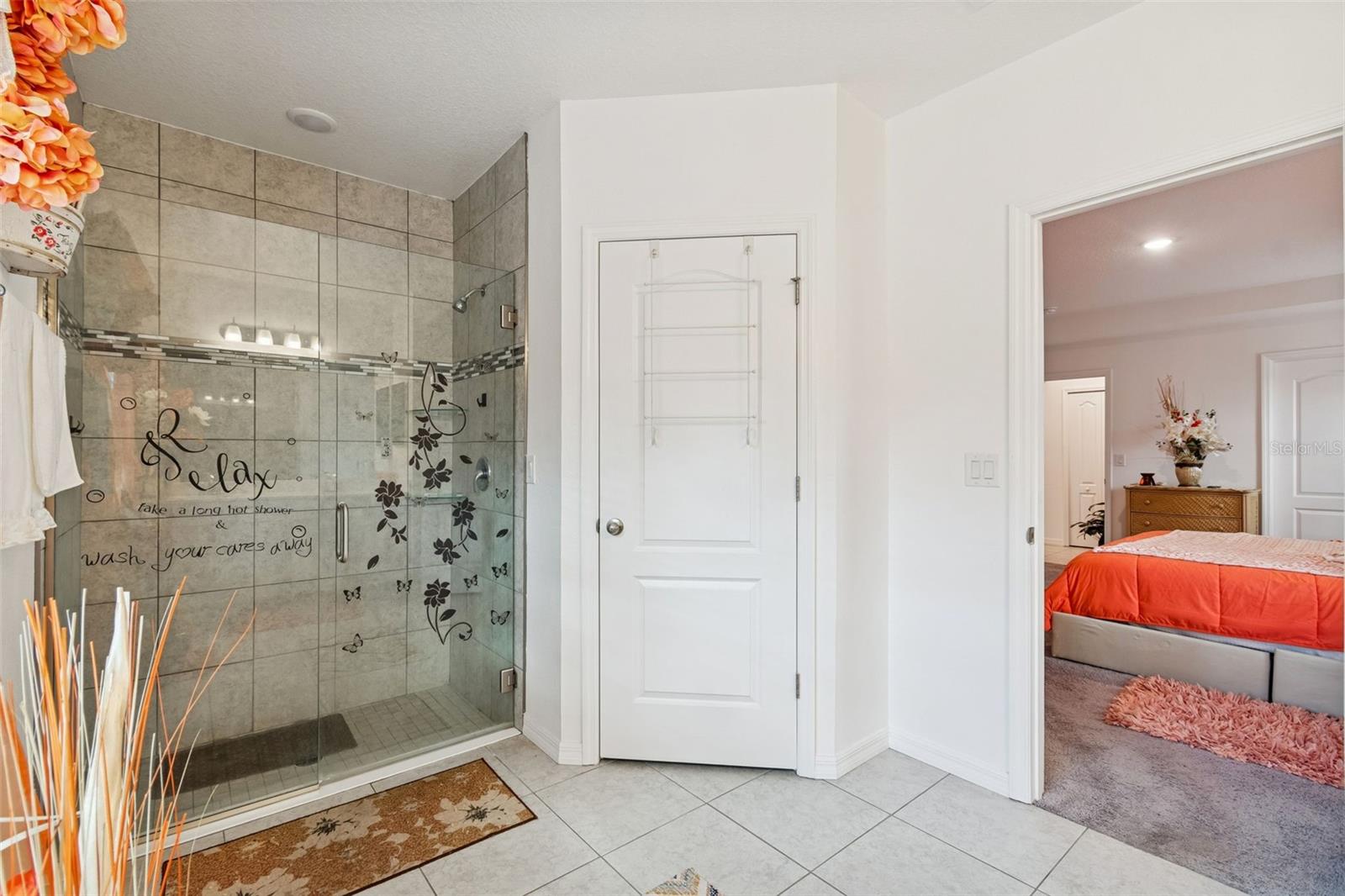 Image 33 of 42 For 16301 Greenback Rd