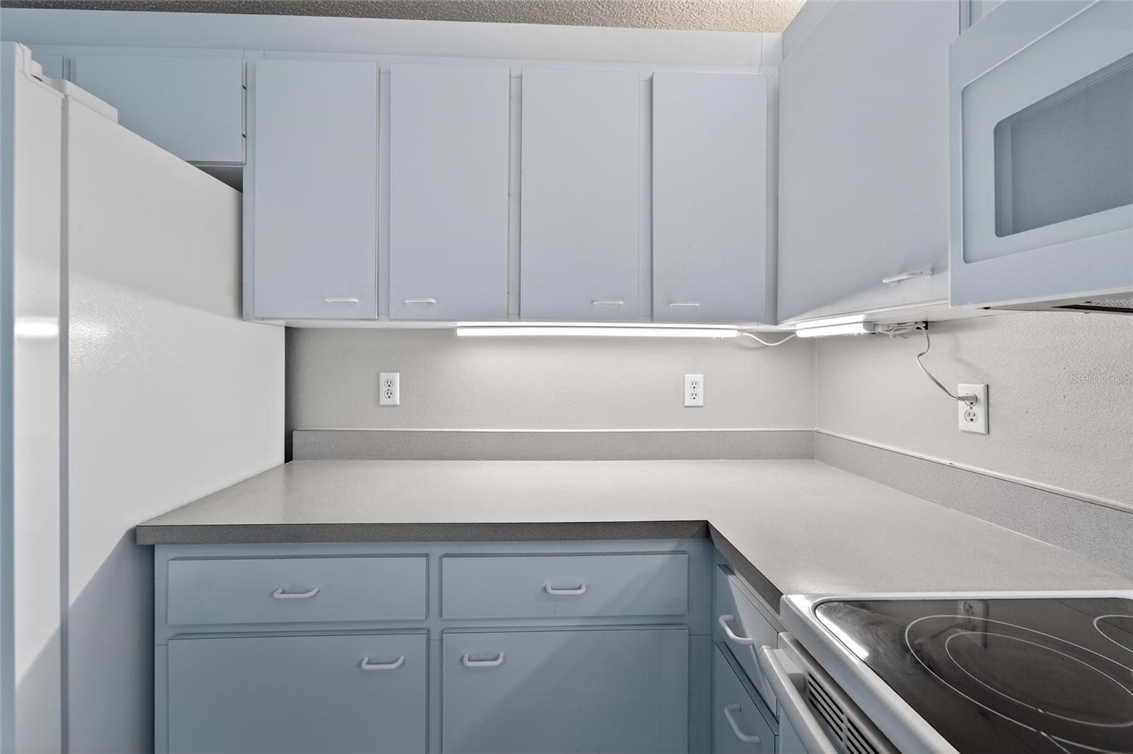 Image 13 of 48 For 5644 29th Street Circle E