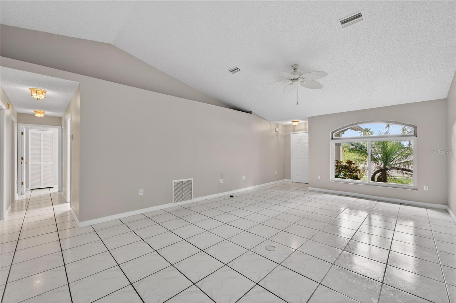 Image 2 of 48 For 5644 29th Street Circle E