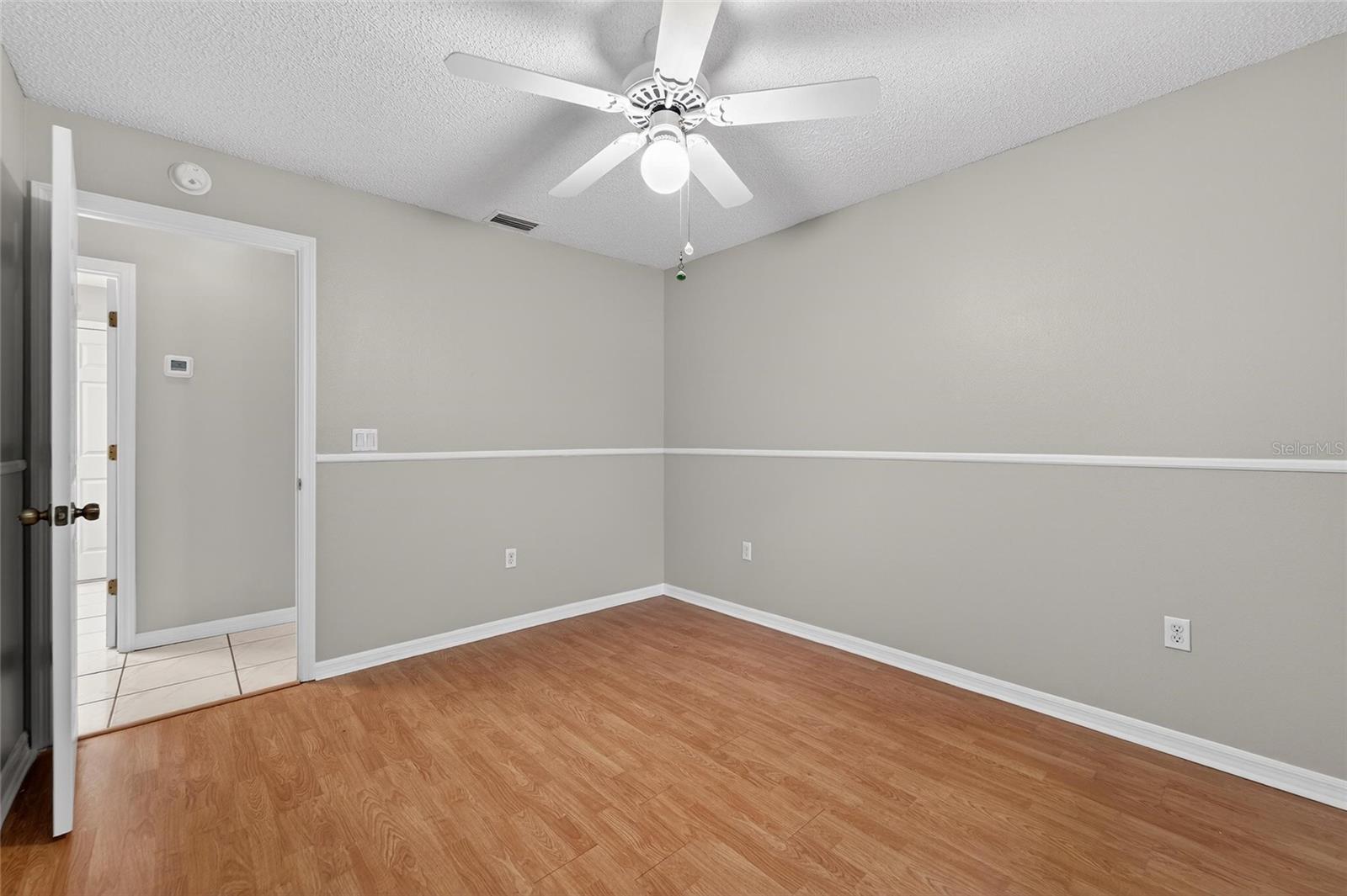 Image 23 of 48 For 5644 29th Street Circle E