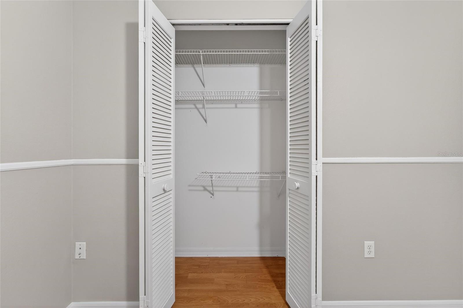 Image 24 of 48 For 5644 29th Street Circle E