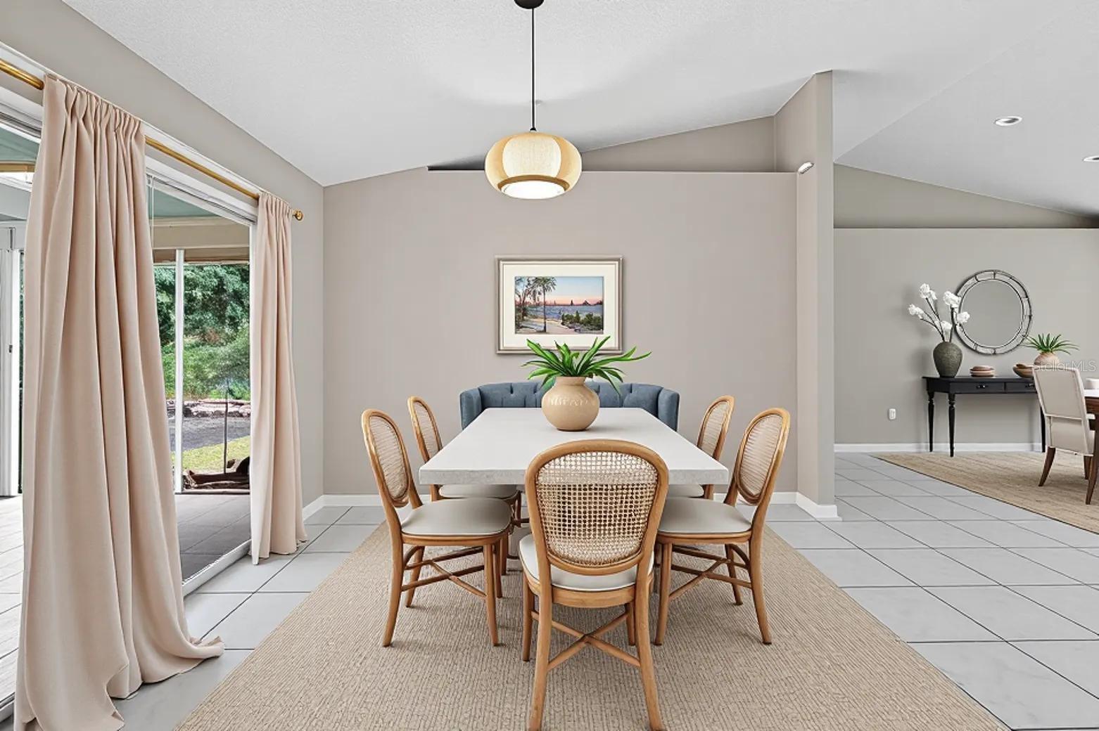 Image 6 of 48 For 5644 29th Street Circle E