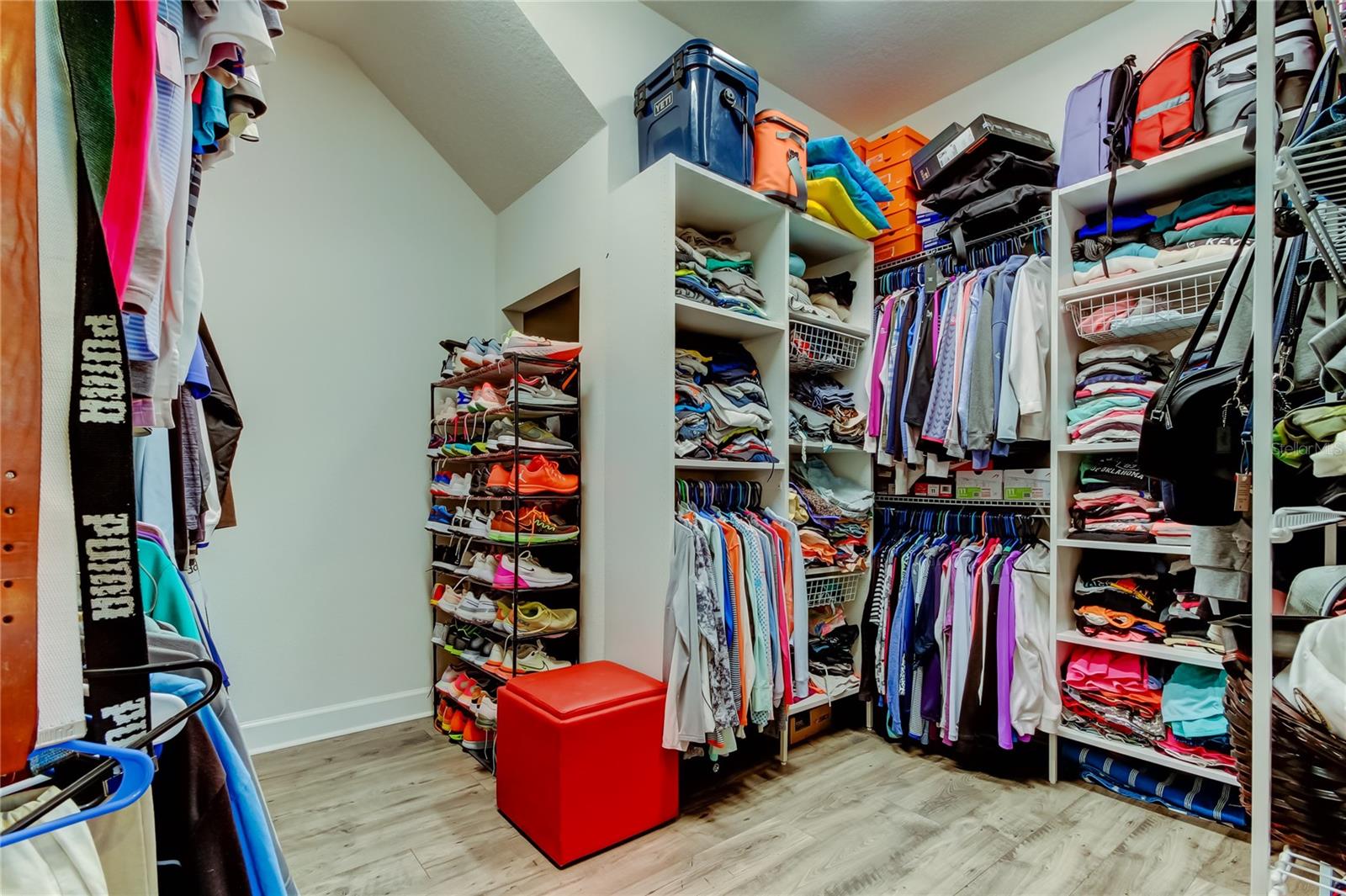 Image 17 of 61 For 11257 Egeria Drive