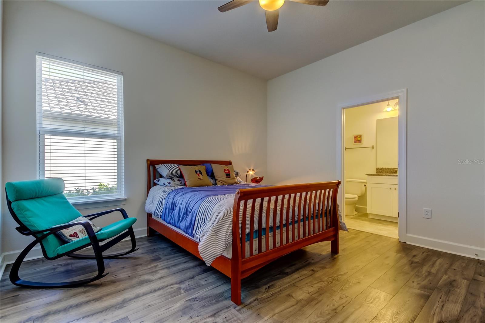 Image 18 of 61 For 11257 Egeria Drive