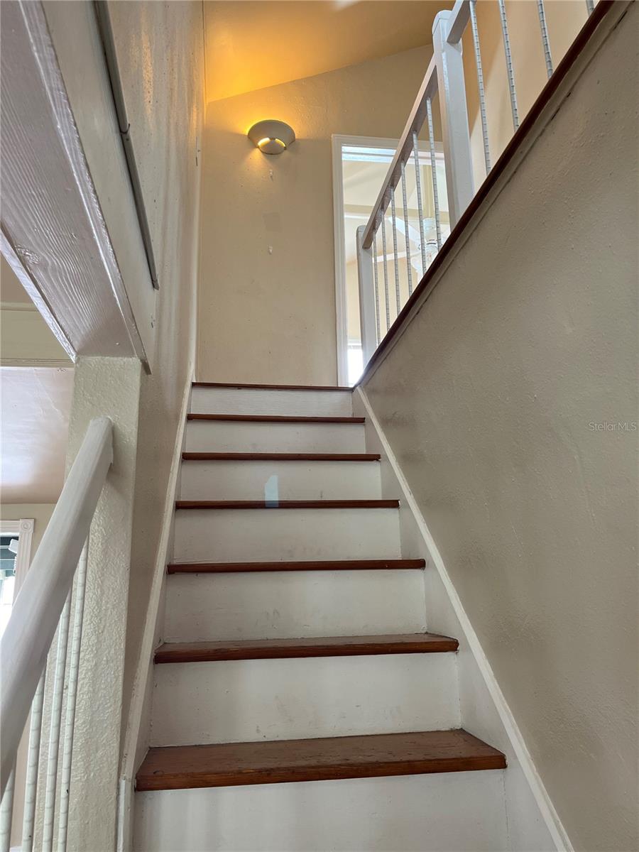 Image 11 of 35 For 2730 Dartmouth Avenue N