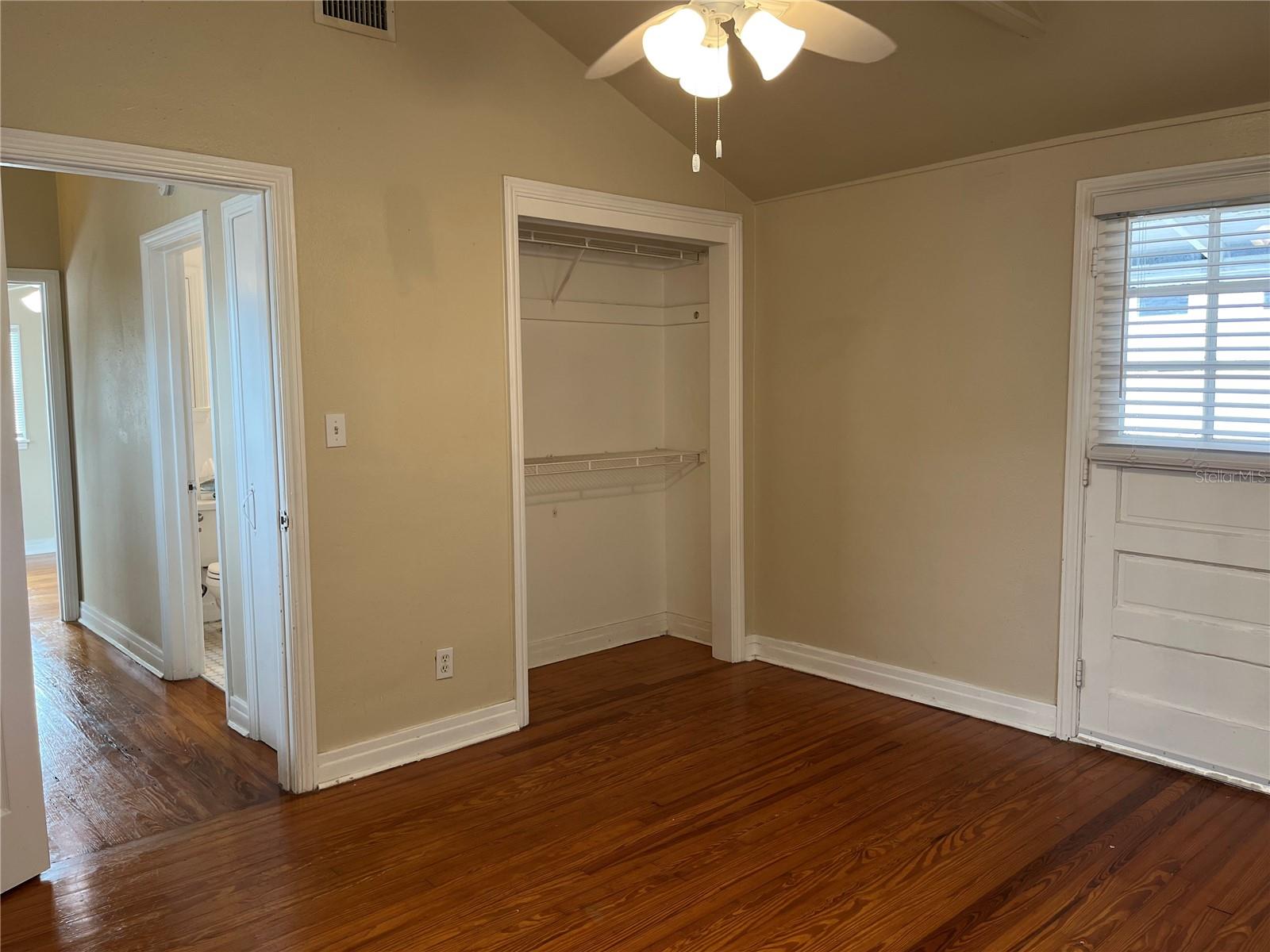 Image 13 of 35 For 2730 Dartmouth Avenue N