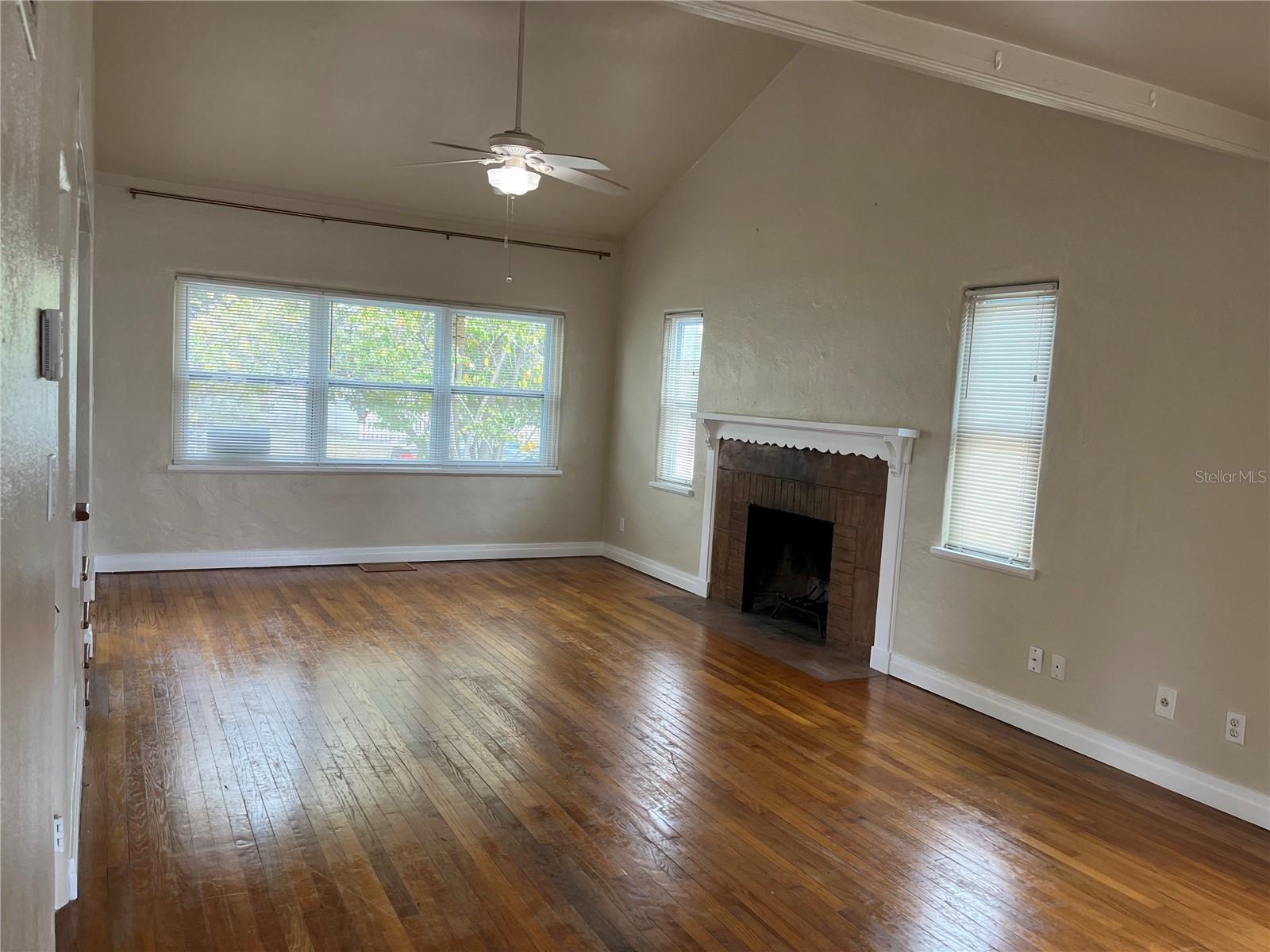 Image 2 of 35 For 2730 Dartmouth Avenue N