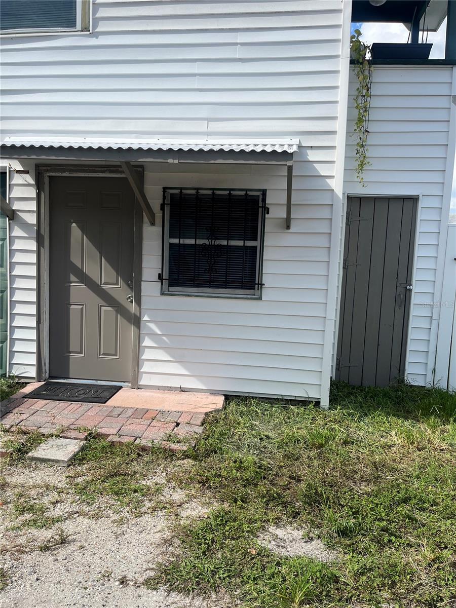 Image 23 of 35 For 2730 Dartmouth Avenue N