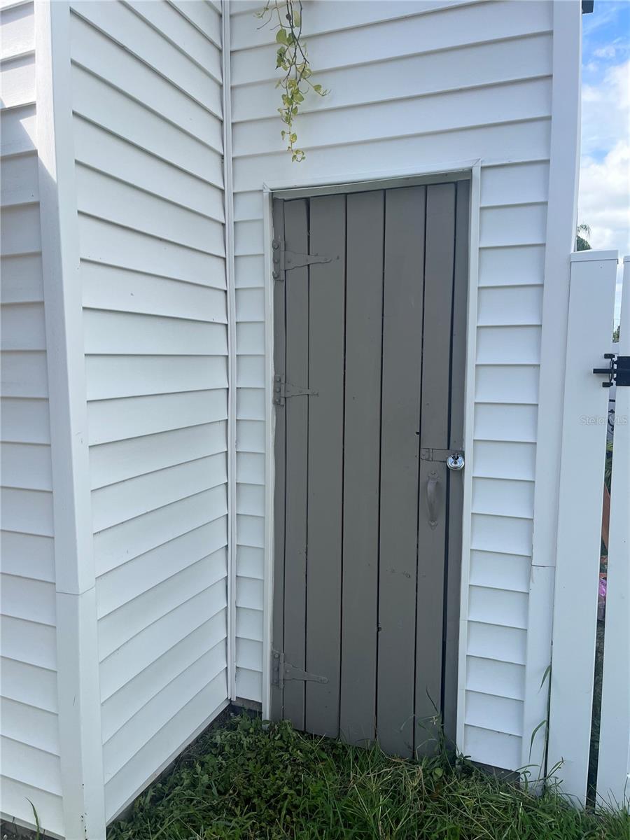 Image 34 of 35 For 2730 Dartmouth Avenue N