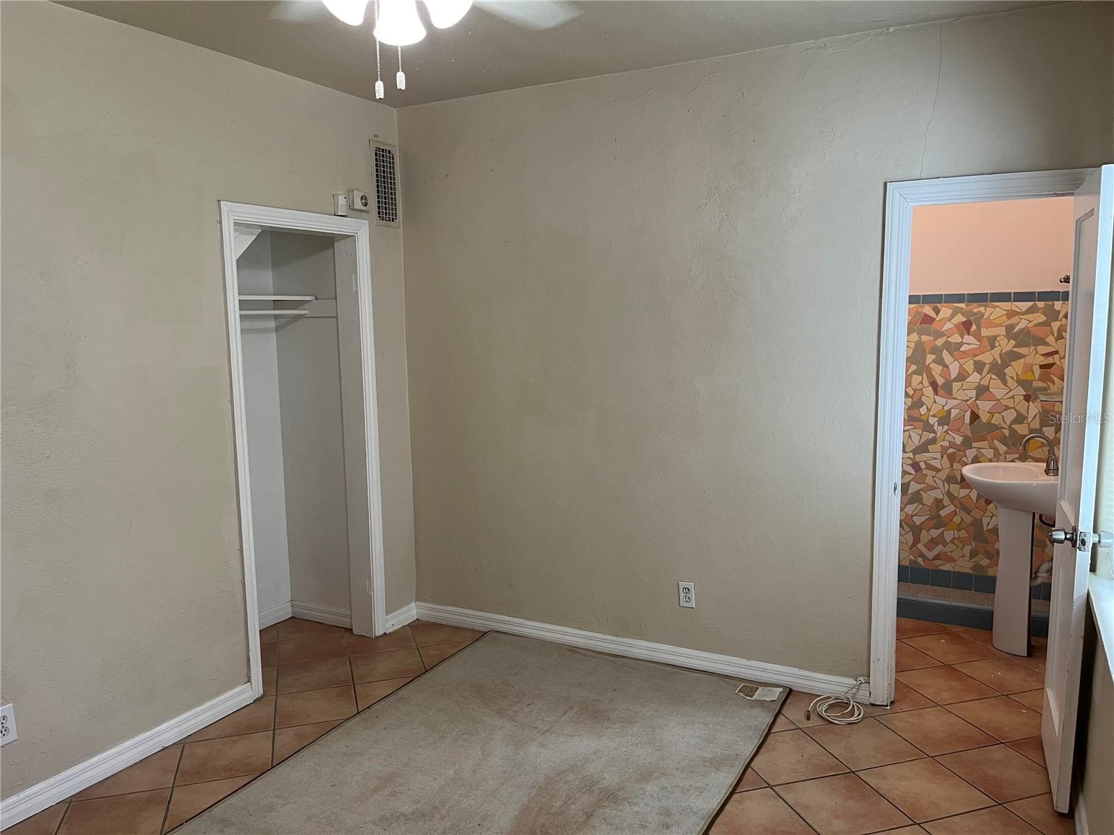 Image 9 of 35 For 2730 Dartmouth Avenue N