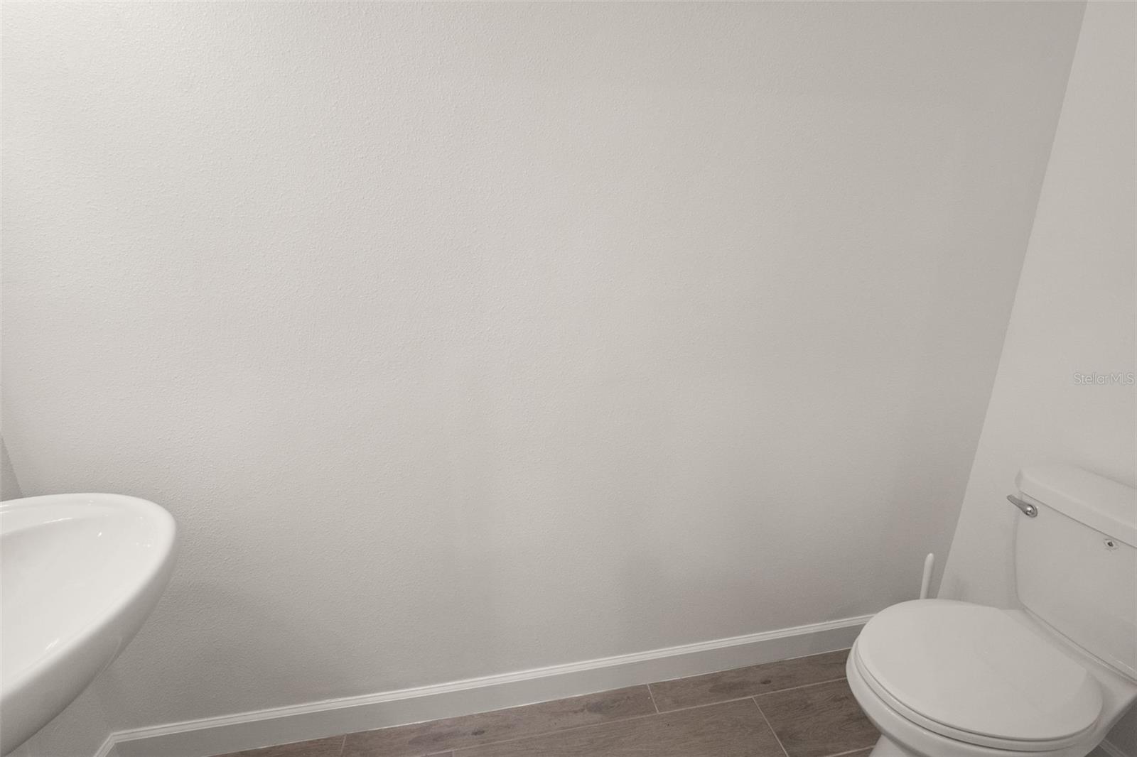 Image 10 of 32 For 17551 Holly Well Avenue