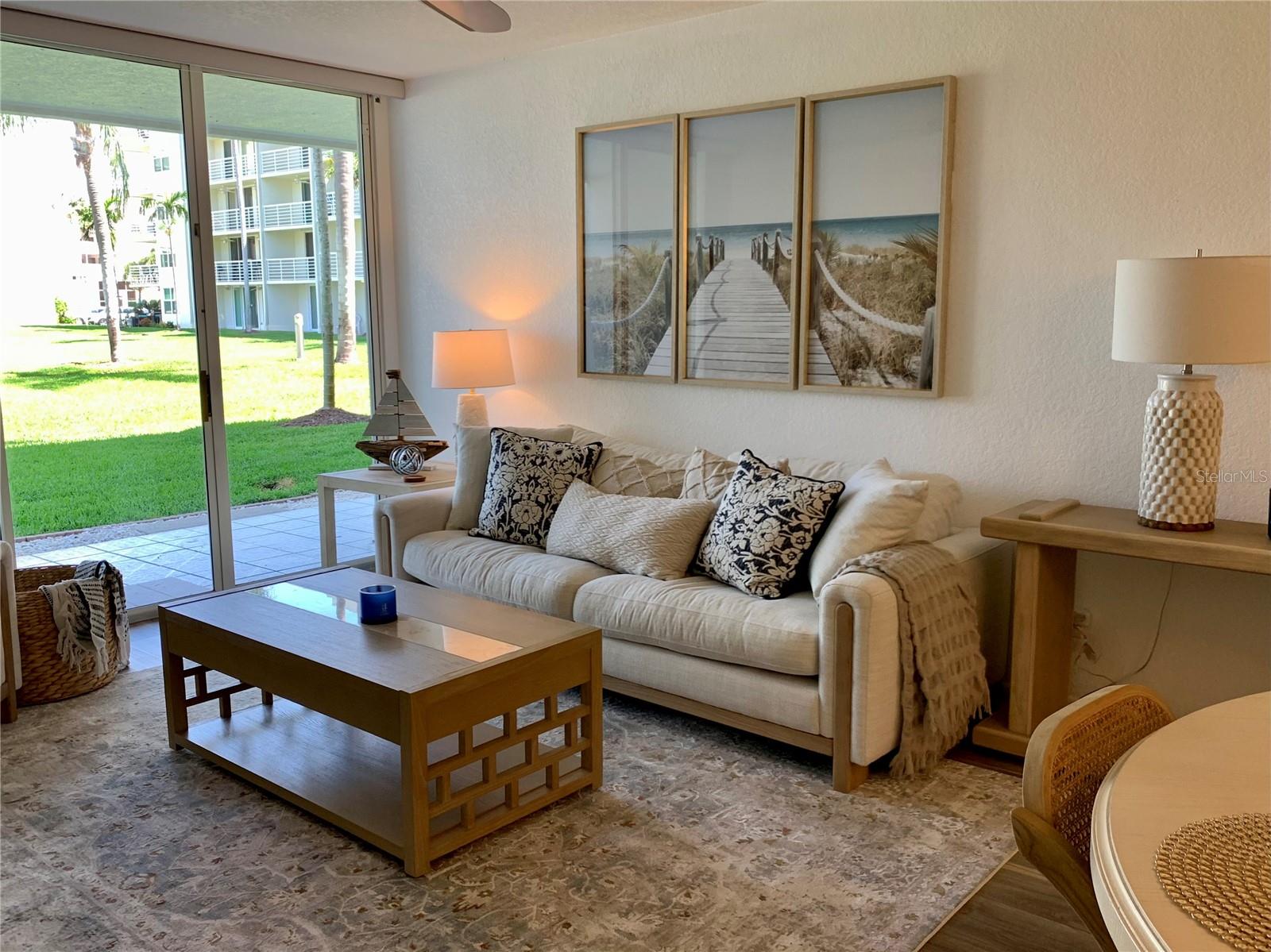 Image 10 of 26 For 6061 Bahia Del Mar Circle 146