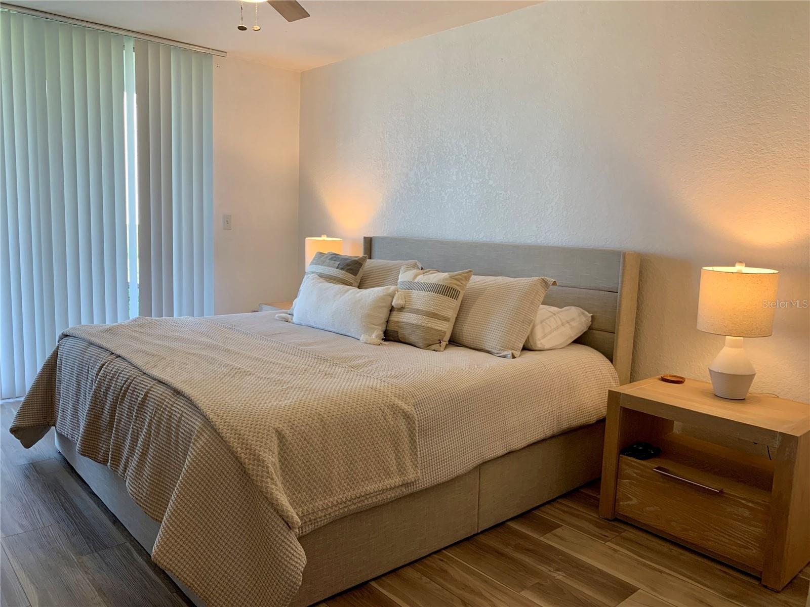 Image 13 of 26 For 6061 Bahia Del Mar Circle 146