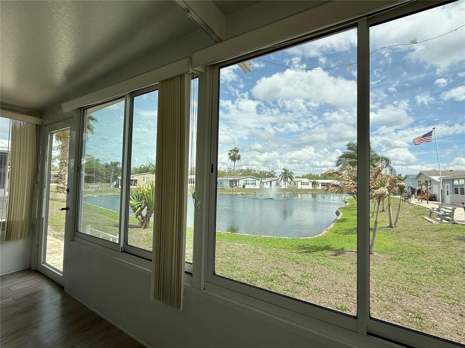 Image 25 of 44 For 101 Saint George Court