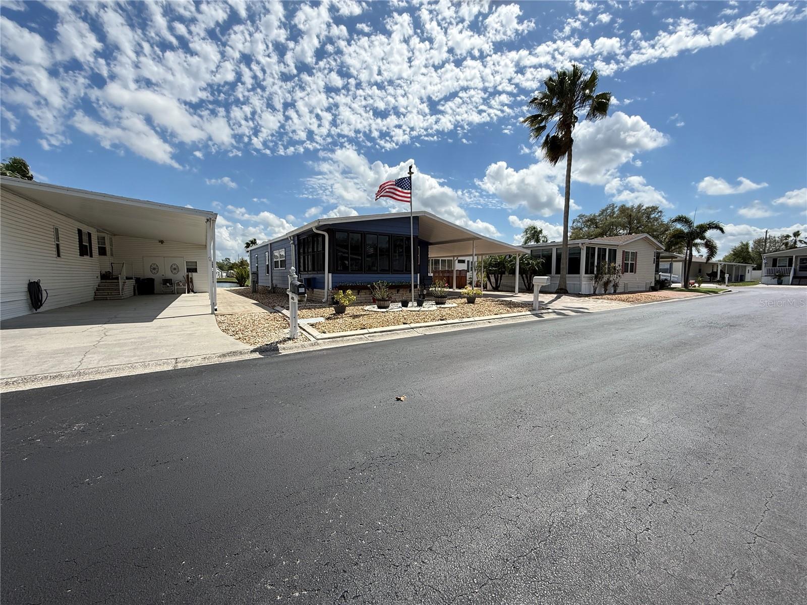 Image 30 of 44 For 101 Saint George Court