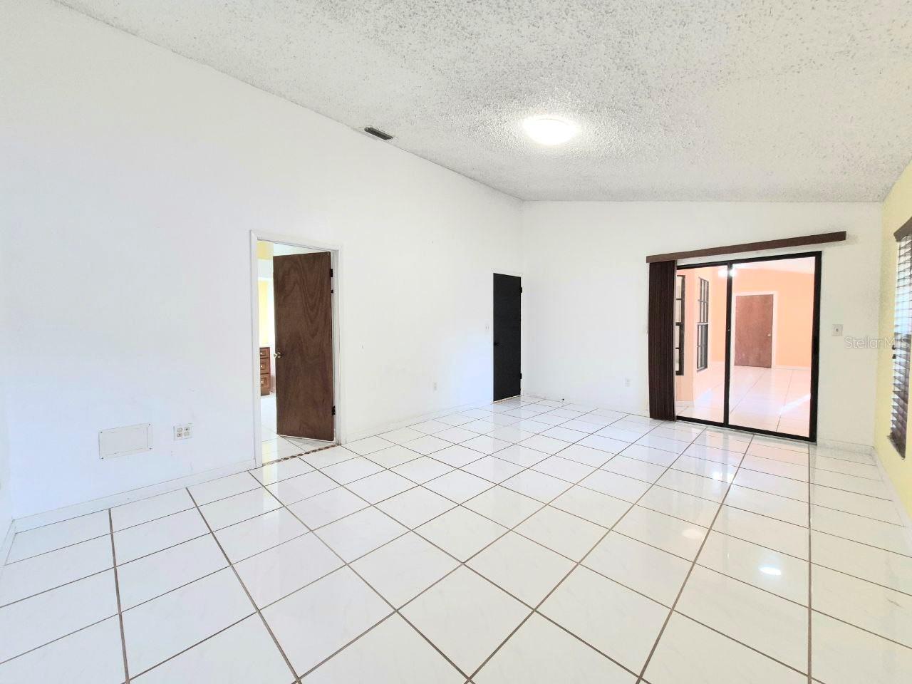 Image 10 of 77 For 3103 Cocos Road