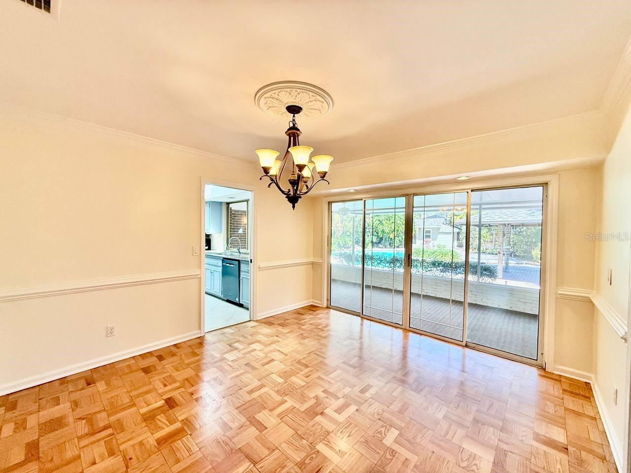 Image 13 of 77 For 3103 Cocos Road