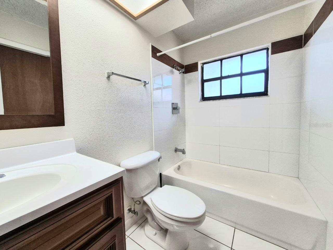 Image 35 of 77 For 3103 Cocos Road