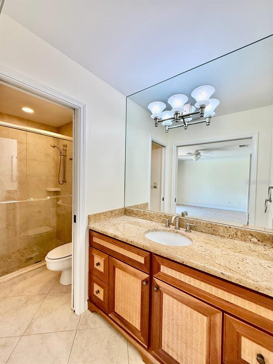 Image 43 of 77 For 3103 Cocos Road