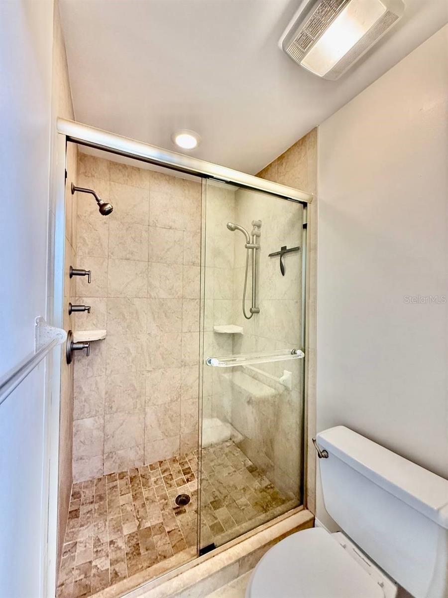 Image 44 of 77 For 3103 Cocos Road