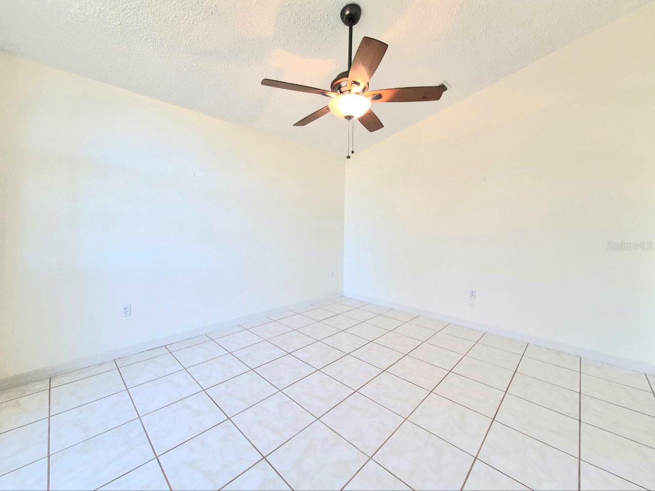 Image 65 of 77 For 3103 Cocos Road