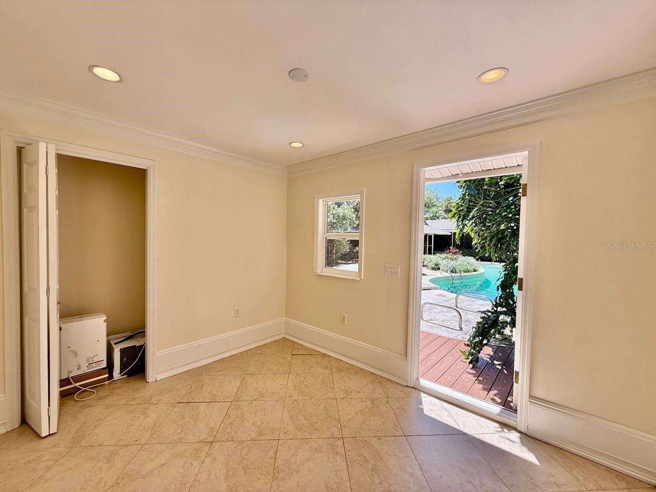 Image 76 of 77 For 3103 Cocos Road