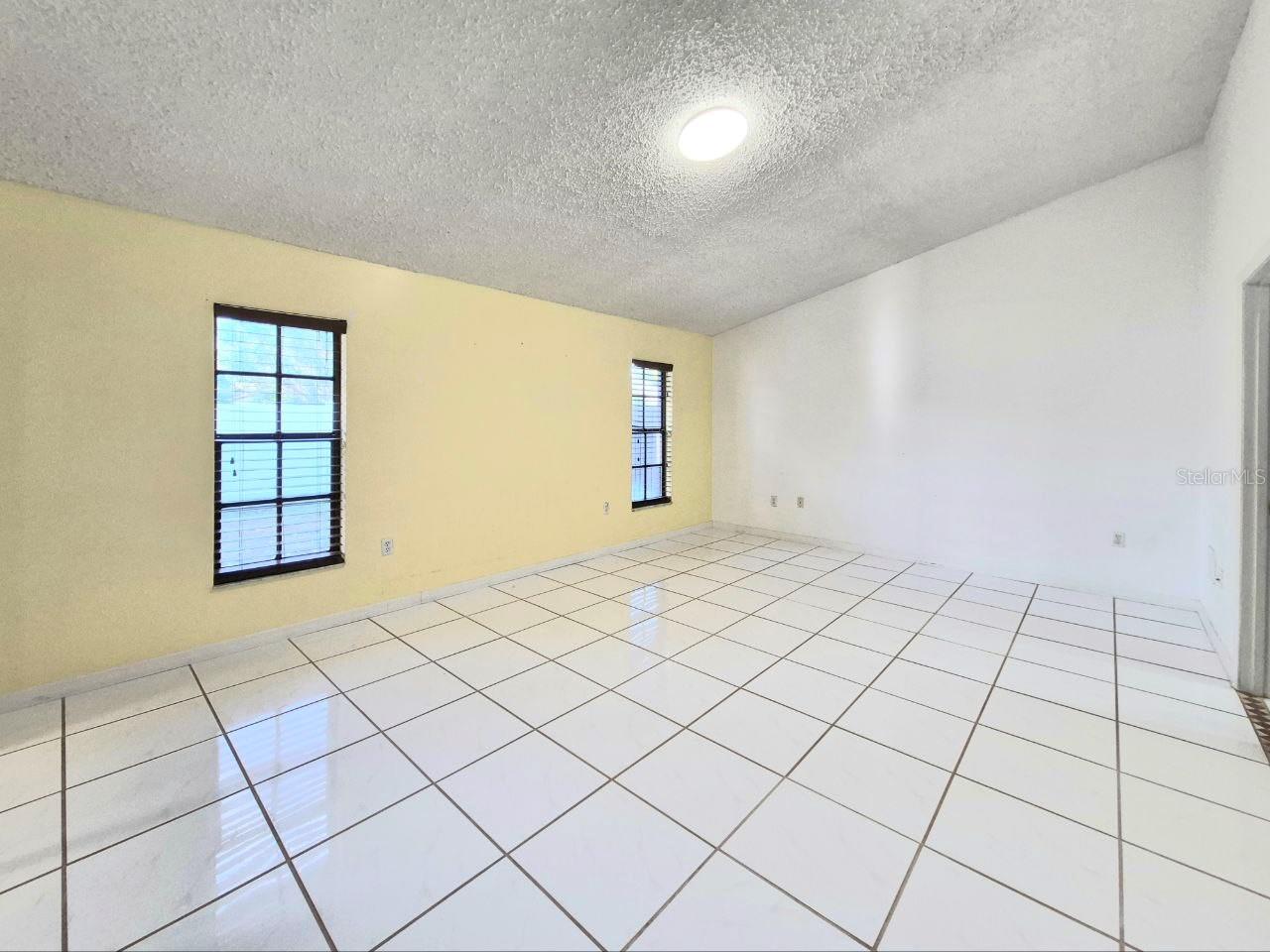 Image 8 of 77 For 3103 Cocos Road