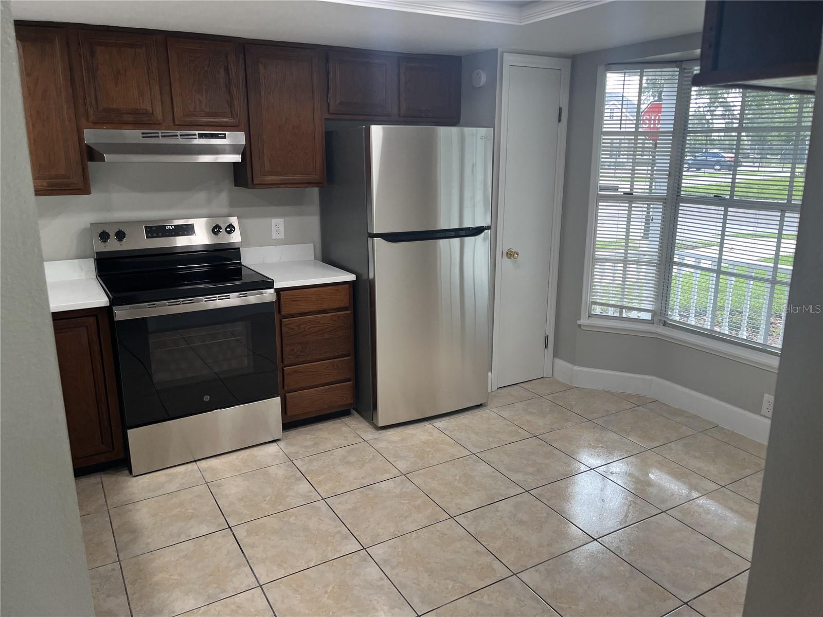 Image 4 of 24 For 1003 Horatio Street A