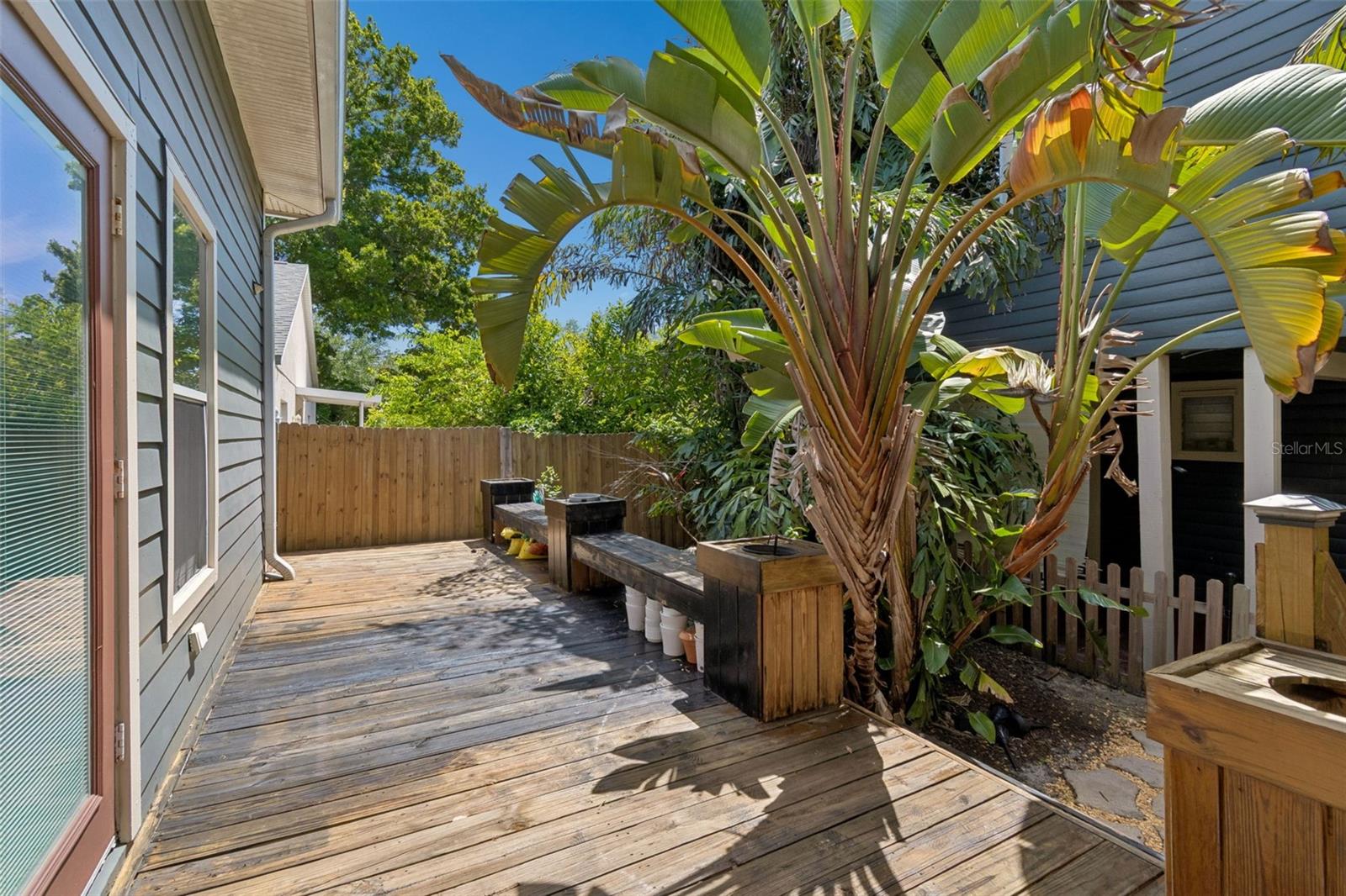 Image 34 of 52 For 1024 16th Avenue N