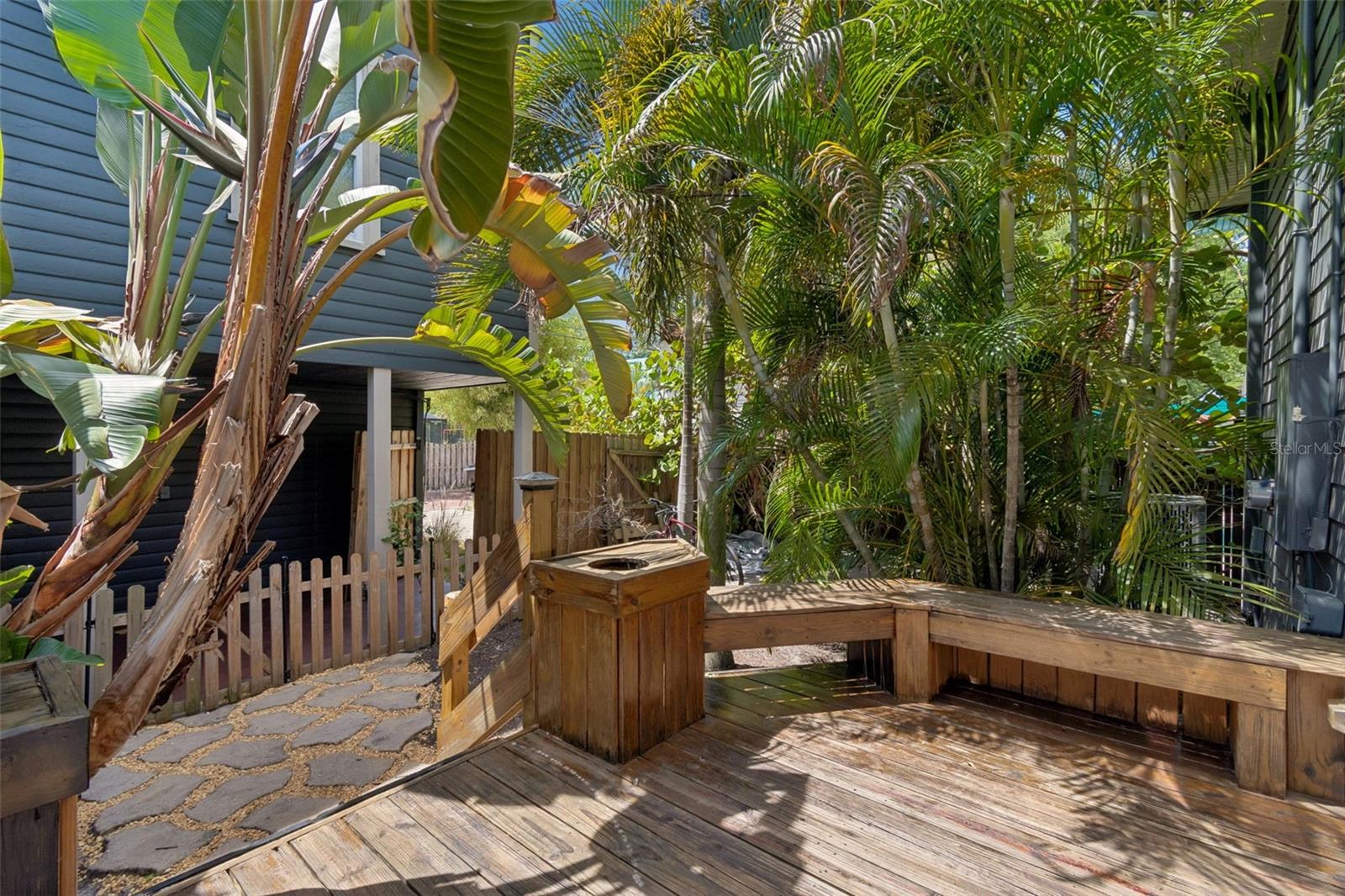 Image 36 of 52 For 1024 16th Avenue N