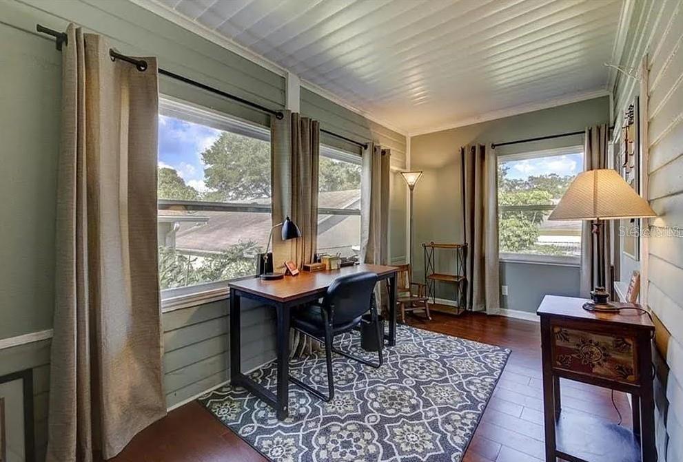 Image 40 of 52 For 1024 16th Avenue N