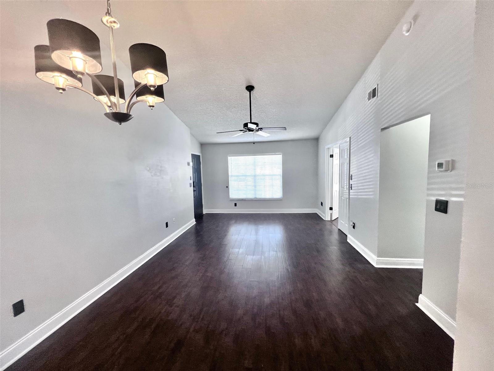 Image 10 of 48 For 7828 Hardwick Drive 927