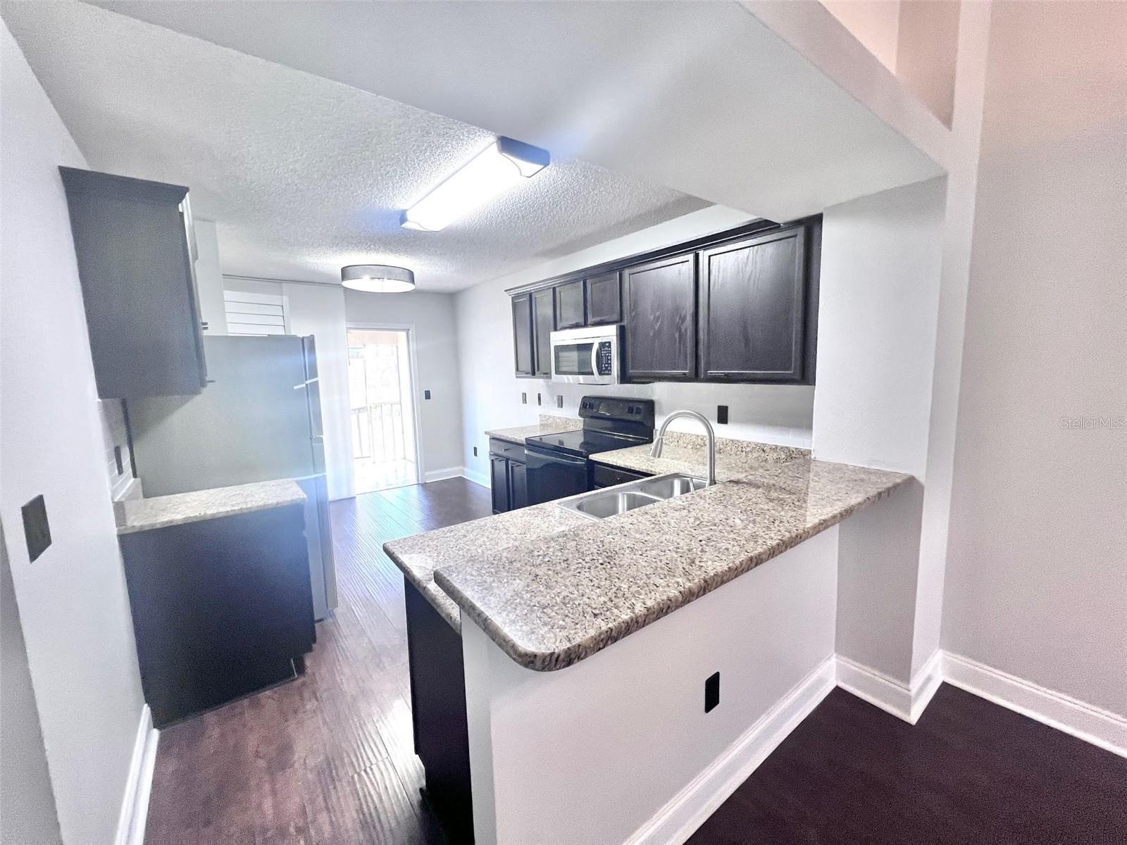 Image 19 of 48 For 7828 Hardwick Drive 927