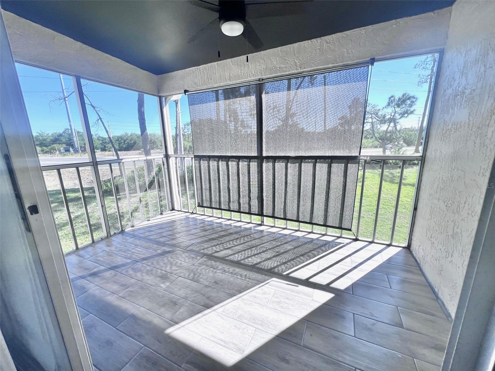 Image 23 of 48 For 7828 Hardwick Drive 927