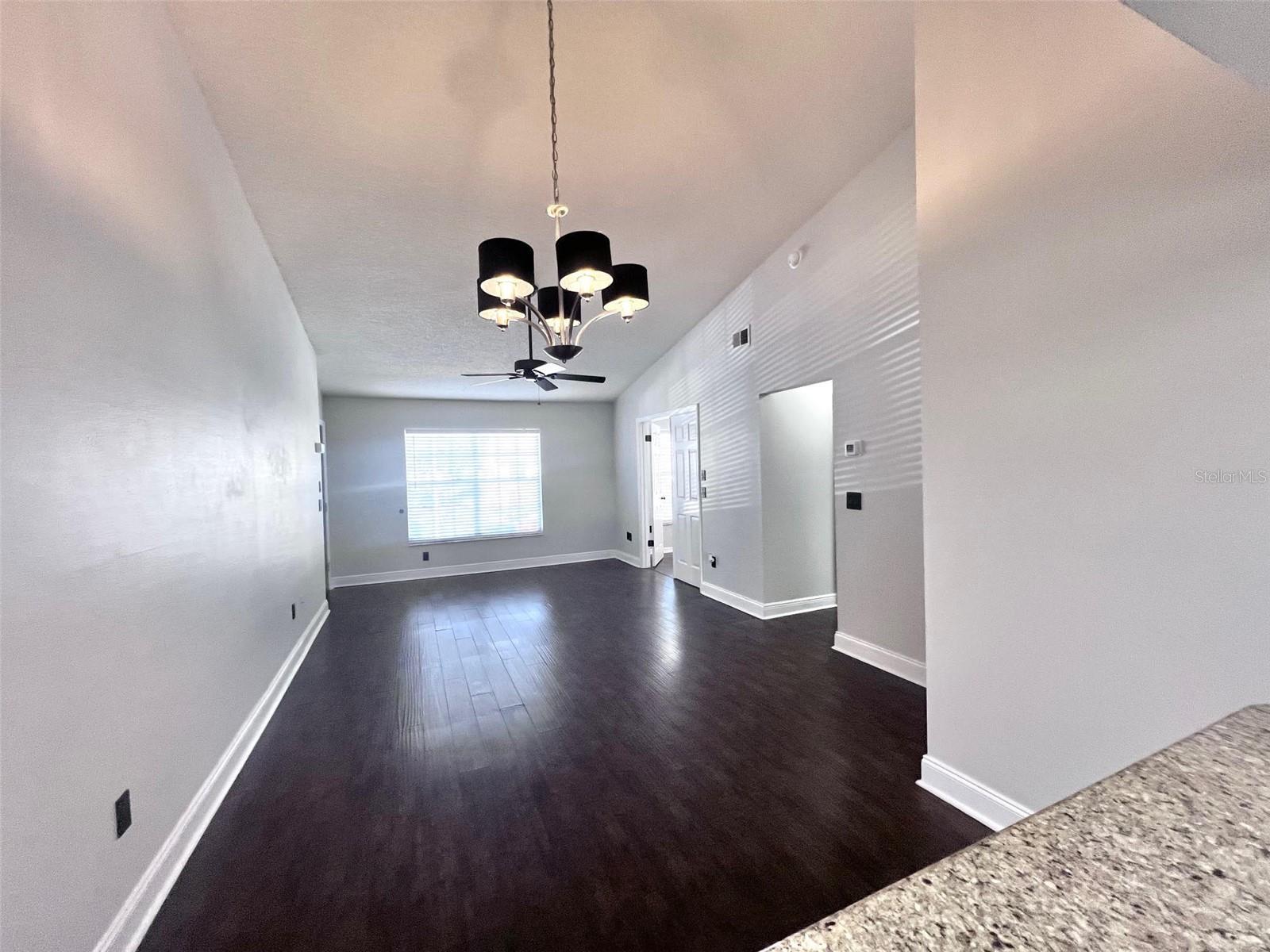 Image 29 of 48 For 7828 Hardwick Drive 927