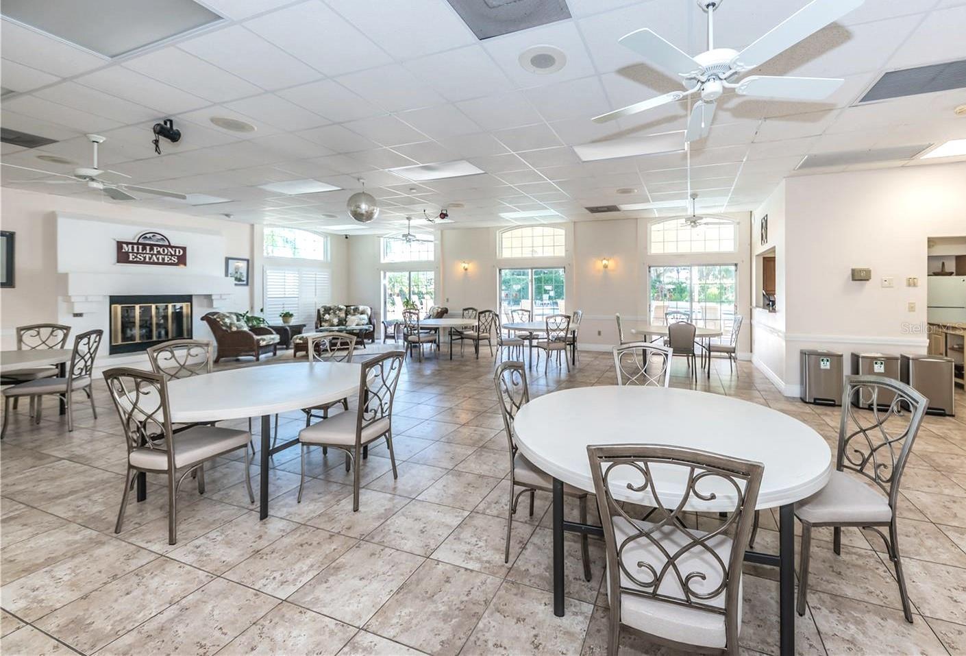 Image 45 of 48 For 7828 Hardwick Drive 927