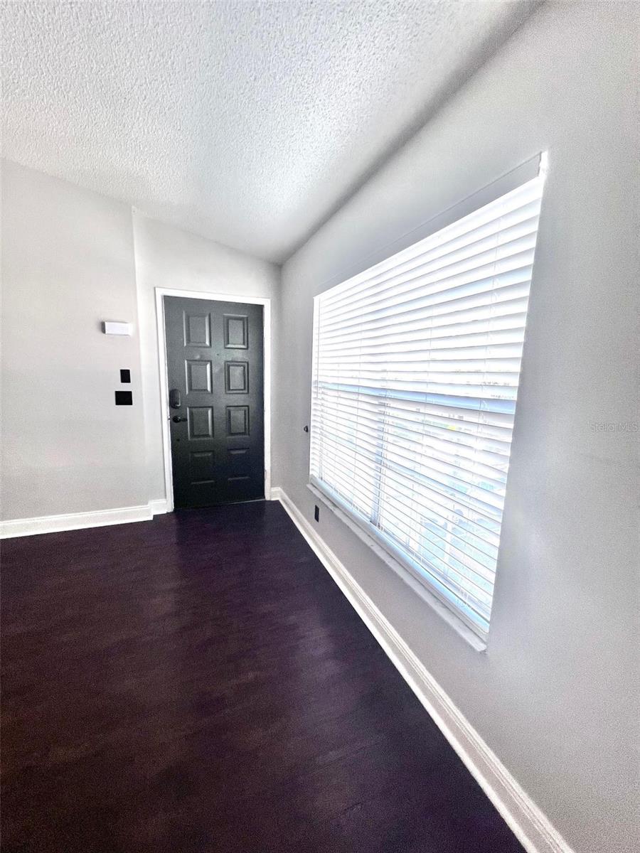 Image 9 of 48 For 7828 Hardwick Drive 927