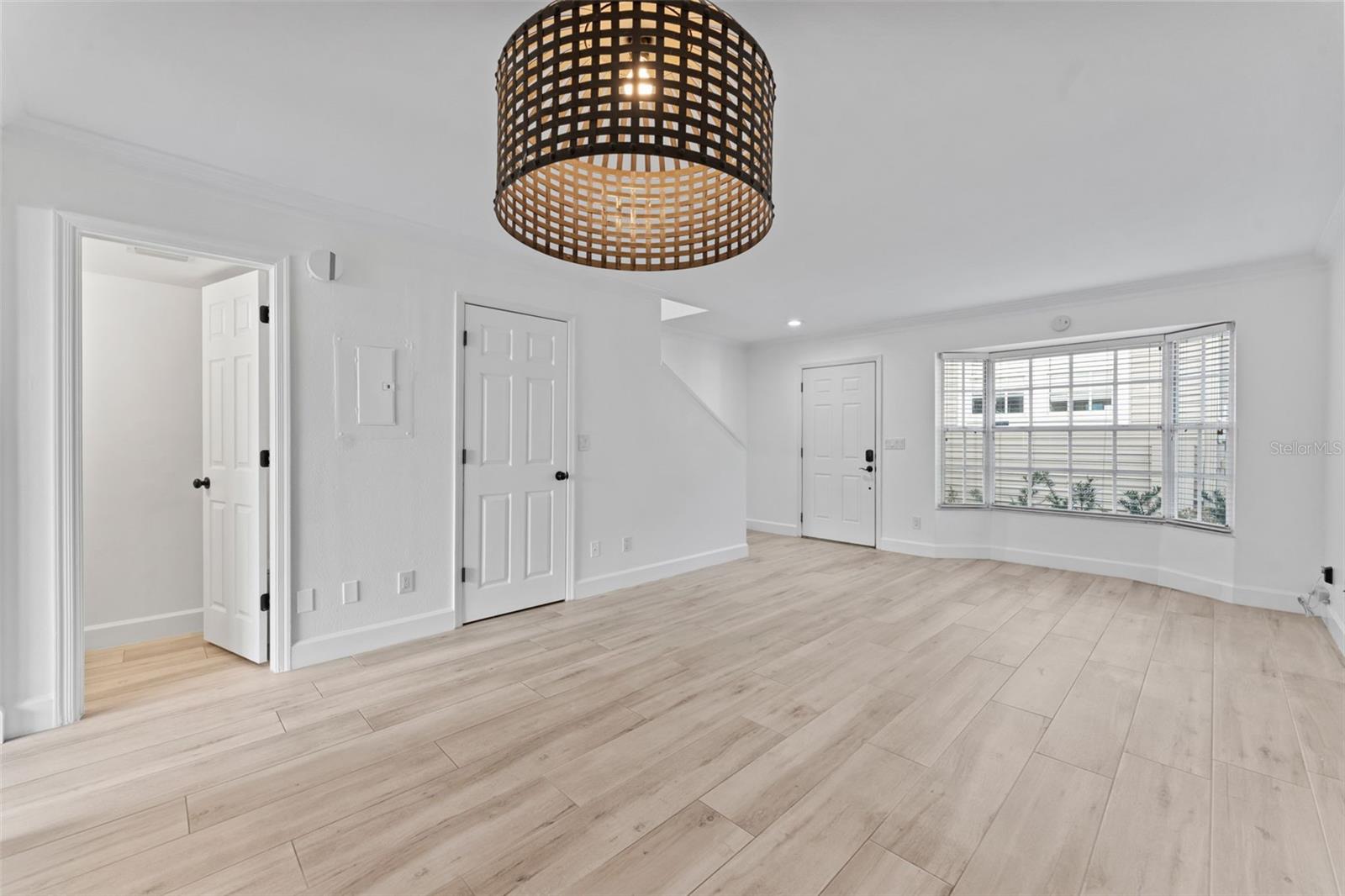 Image 5 of 28 For 2801 Platt Street