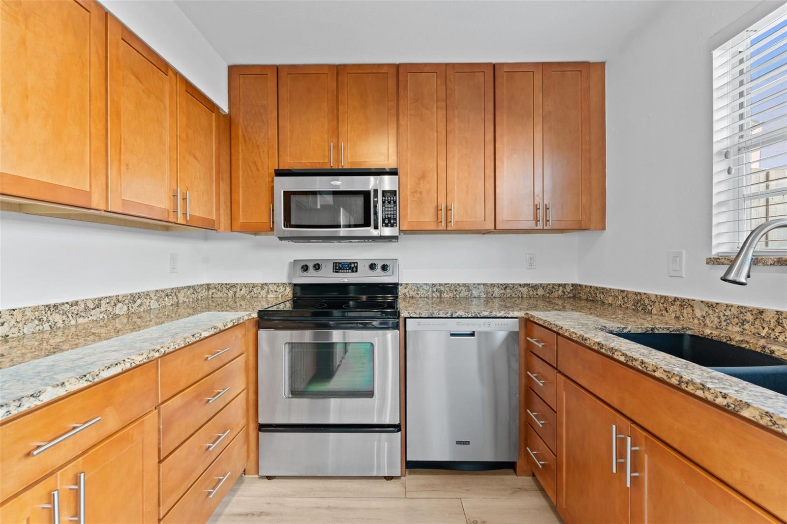 Image 9 of 28 For 2801 Platt Street