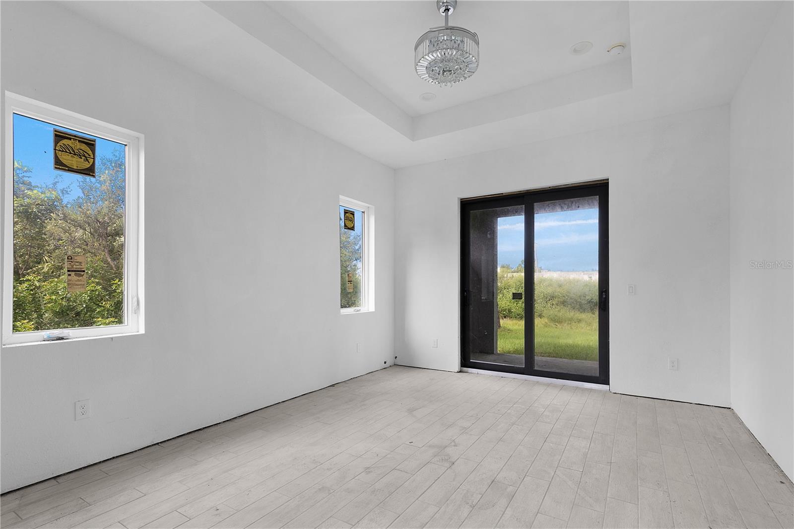 Image 17 of 32 For 9555 Hallendale Drive