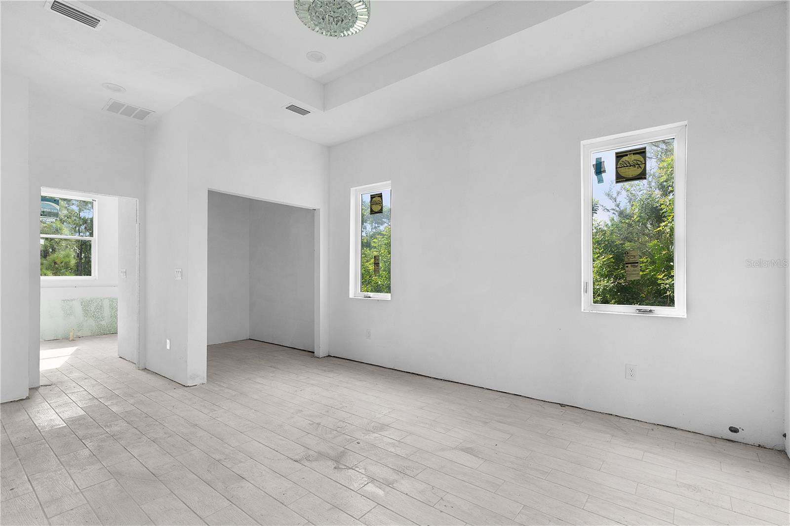 Image 18 of 32 For 9555 Hallendale Drive