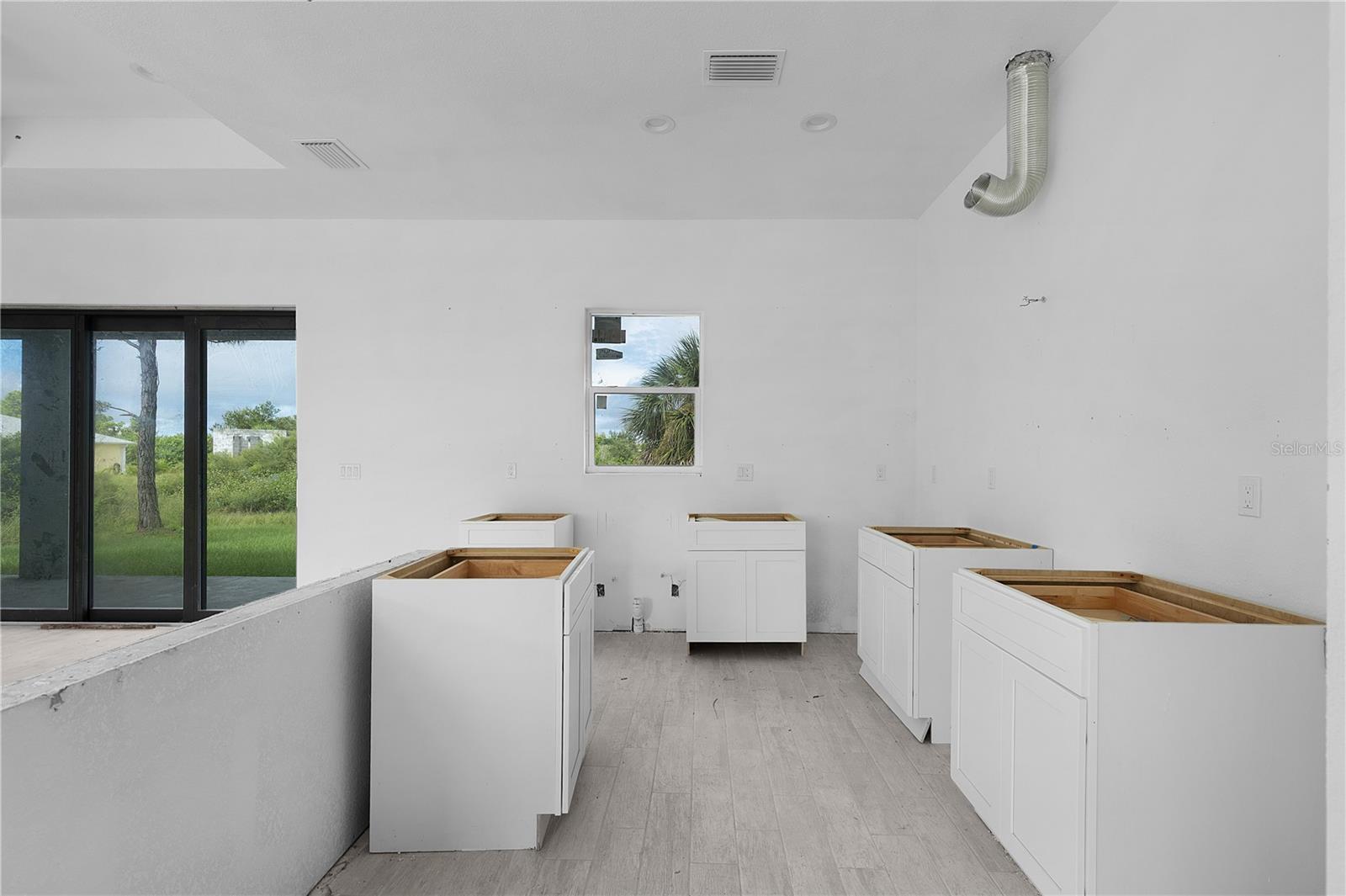 Image 23 of 32 For 9555 Hallendale Drive