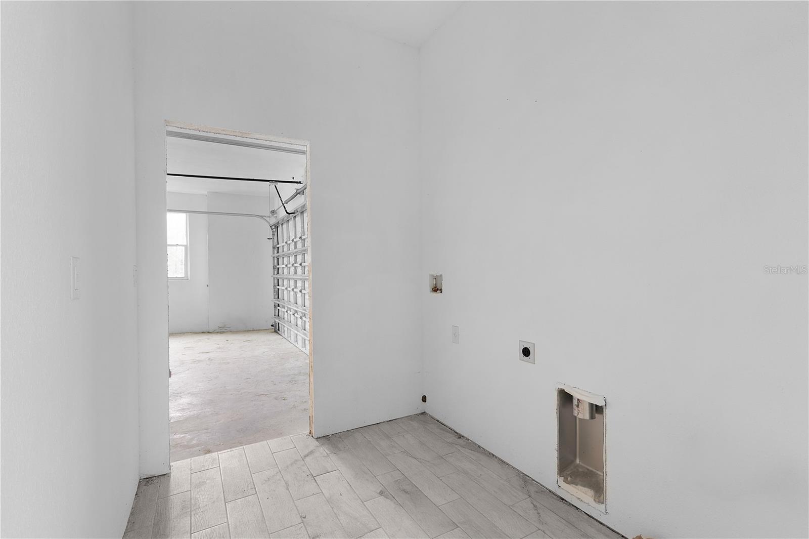 Image 29 of 32 For 9555 Hallendale Drive