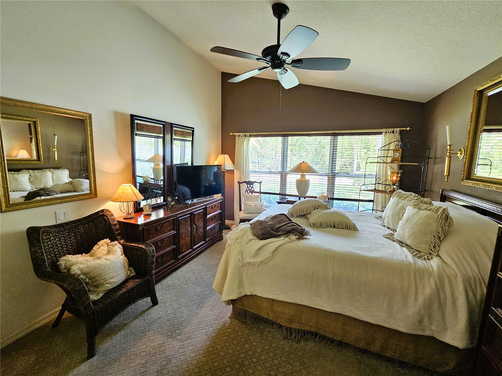 Image 16 of 32 For 4521 Gulfwinds Drive