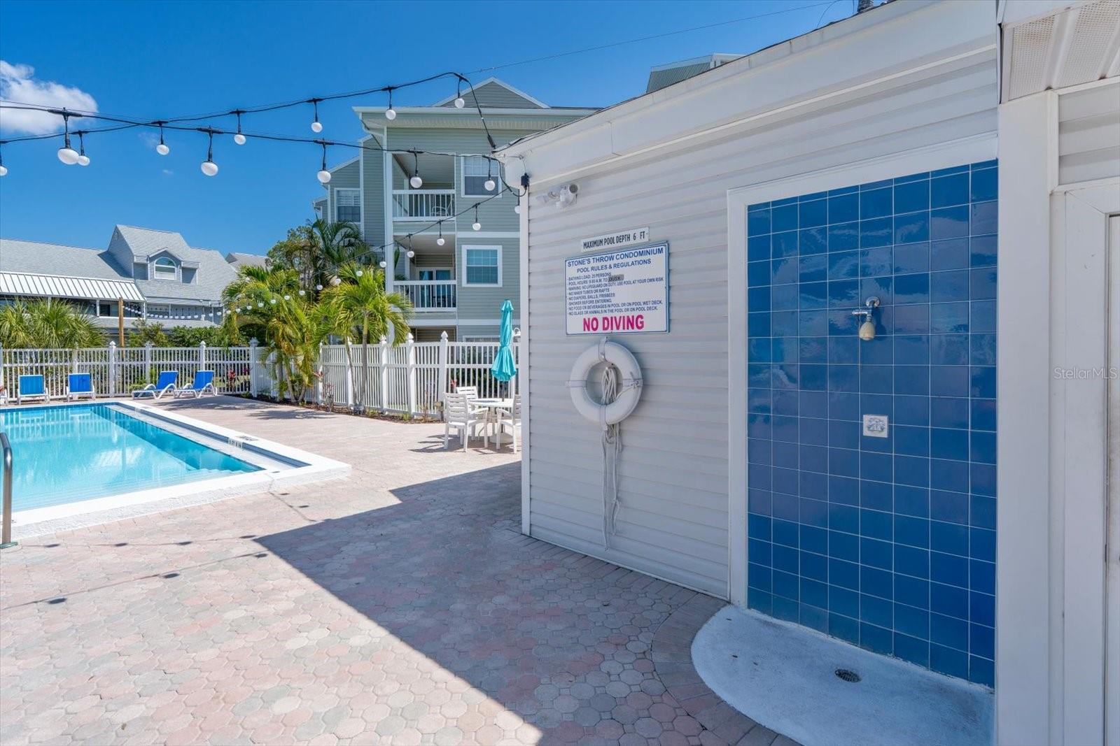 Image 28 of 31 For 6826 Stones Throw Circle N 11206